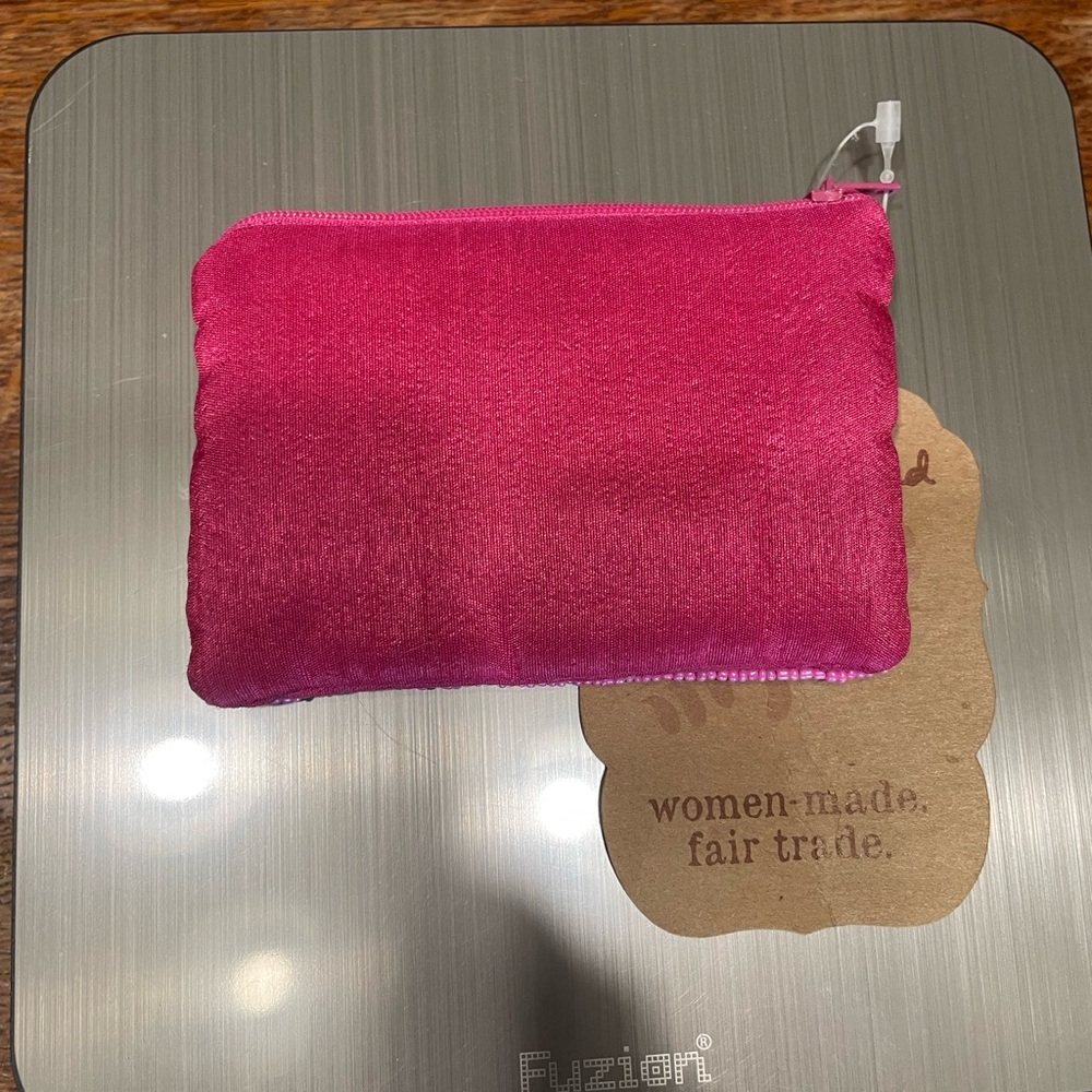 Pink Beaded Coin Purse - Picture 2 of 3